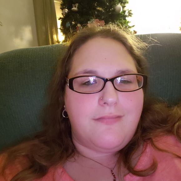 Meet your Posher, Amanda - Picture 1 of 1